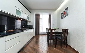 Apartment On Belvedere